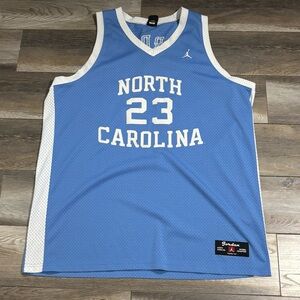 y2k/2000s North Carolina Jordan jersey